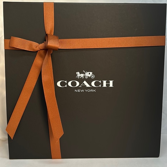 NWT Coach x Scooby Doo! Rogue 25 Black Leather Cartoon CG202 Crossbody Purse Bag - Picture 2 of 13